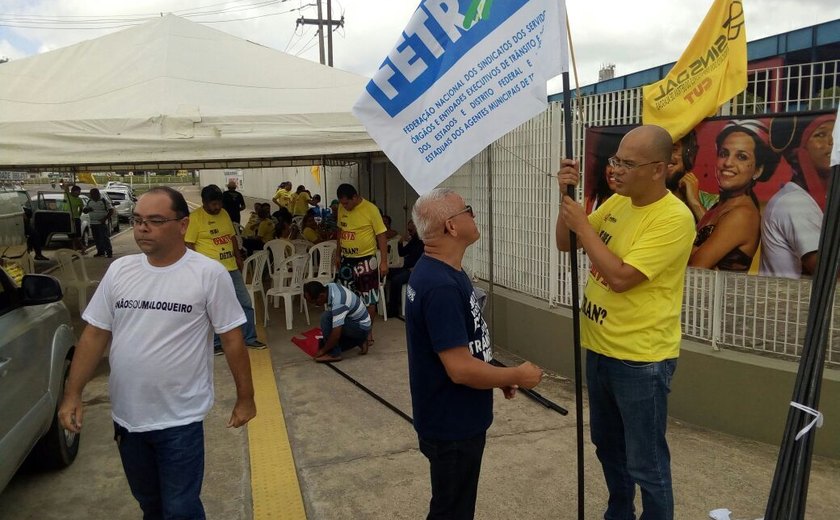 Greve no Detran: 20 dias de greve e mais de R$ 7 milhões deixaram de ser arrecadados