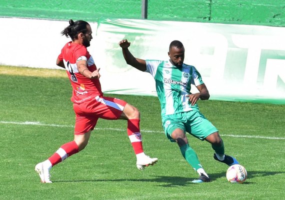 Com time definido, CSA embarca nesta sexta para São Luís