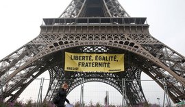 Greenpeace escala Torre Eiffel e gera alerta antes de eleição francesa
