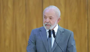 Em Roma, Lula defende que pobres sejam colocados no orçamento