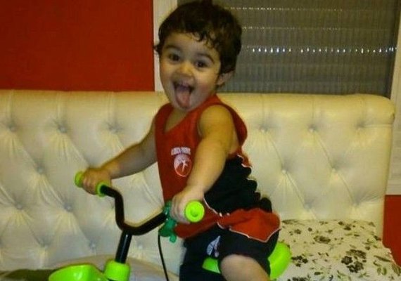 Polícia vê 'desespero sincero' no pai de garoto que caiu de 16º andar