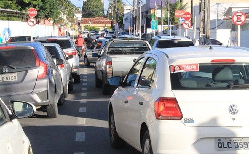 Motoristas ainda se adaptam ao 2º trecho do Eixo Quartel