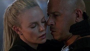 Atriz que Vin Diesel beija como um peixe morto em 'Velozes e Furiosos 8'