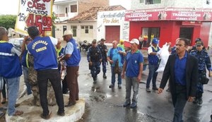 Secretaria municipal realiza ação de reordenamento na Rua Cabo Reis