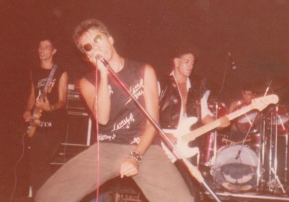 Ex-guitarista do Camisa de Vênus está internado em estado grave
