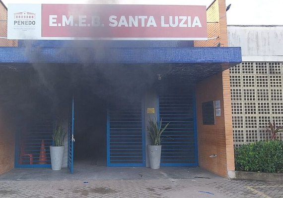 Incêndio em ar-condicionado de escola mobiliza equipes do Corpo de Bombeiros em Penedo