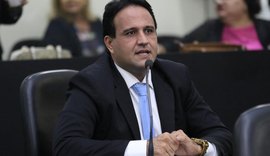 Aprovado projeto que exige certidão de antecedentes para quem trabalha com o público infantojuvenil