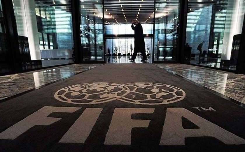 Fifa volta a defender utilização de auxiliar de vídeo nas partidas