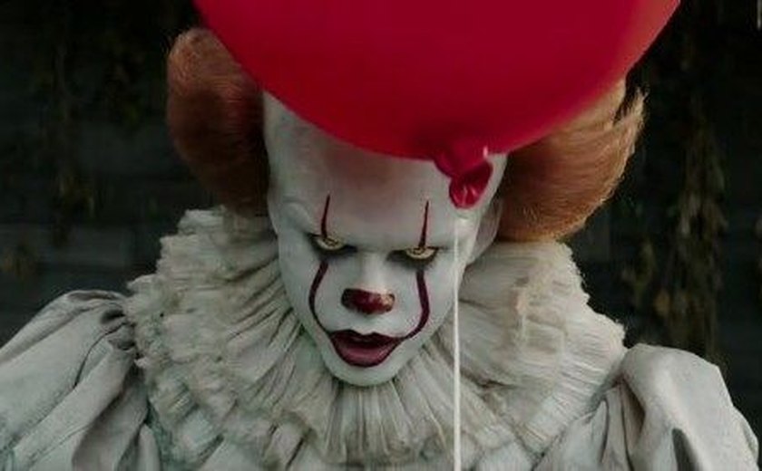 Ator promete aprofundar ainda mais no psicológico de Pennywise em 'It: A Coisa 2'