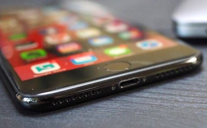 Leilão da Receita Federal tem dois iPhones 7 pelo preço de um