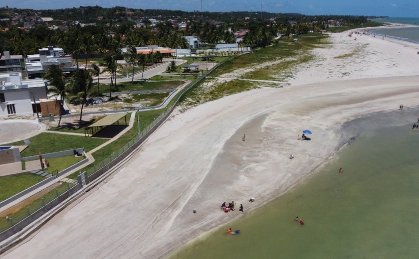 Recuperação de praia em Alagoas vira referência mundial