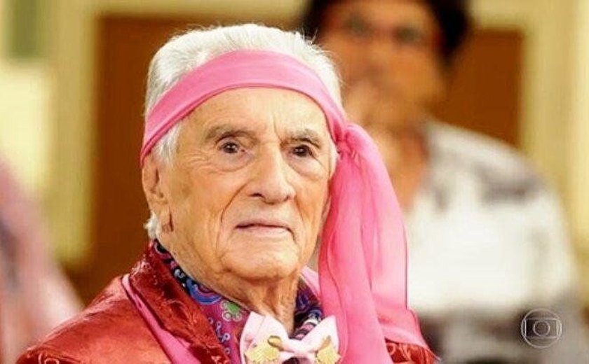 Humorista Orlando Drummond, o eterno Seu Peru, morre aos 101 anos