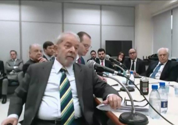 Moro recebe pedido da defesa de Lula e confirma depoimento em Curitiba
