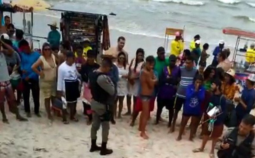 Suspeito de matar mulher e enterrar em cova rasa na praia do Francês é detido