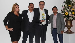 Décimo Prêmio Destaque Empresarial homenageia a Tribuna no Maceió Mar Hotel