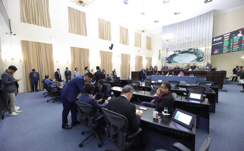 Deputados aprovam reajuste de 6% para servidores públicos estaduais