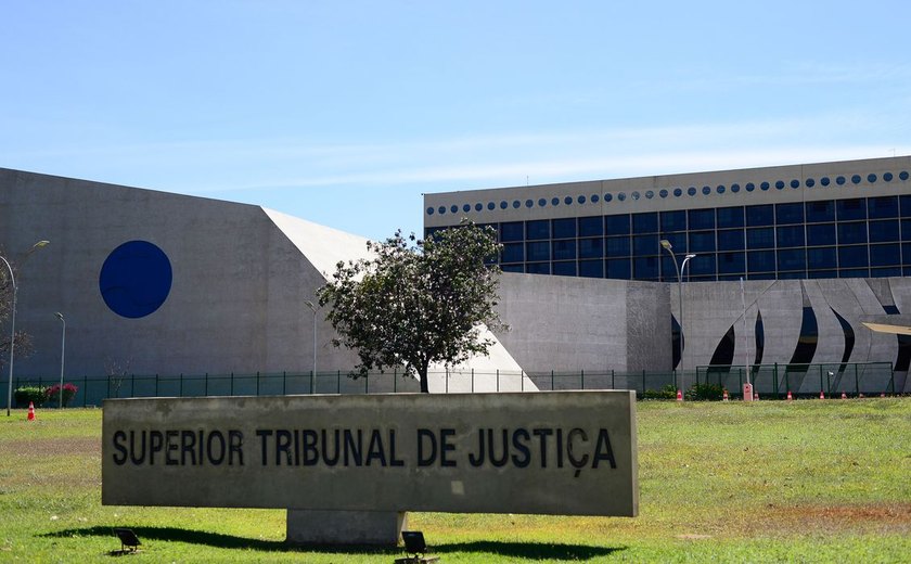 Lula nomeia três novos ministros do Superior Tribunal de Justiça