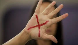 Mortes intencionais caem 5,4% no país em 2024; feminicídios sobem 19%