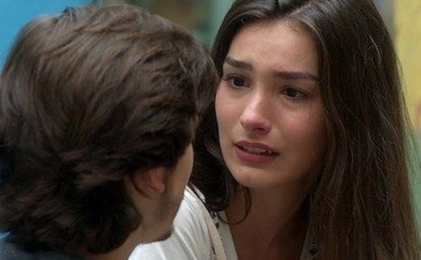 Novela 'Rock Story': Léo consegue separar Yasmin e Zac com armação