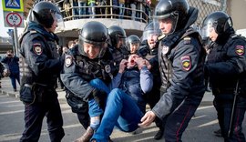 Centenas de pessoas são detidas em manifestação anticorrupção em Moscou