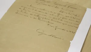 Venda ilegal de documentos históricos preocupa Arquivo Nacional