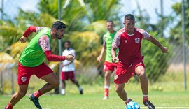 CRB define titulares que encaram o Avaí