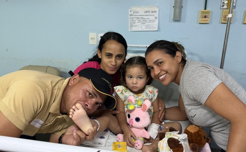 Após quase um mês internada, criança vítima de capotamento recebe alta do HGE