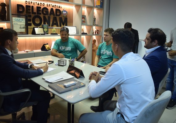 Comissão da Assembleia acompanha investigação sobre morte de elefante-marinho em Alagoas