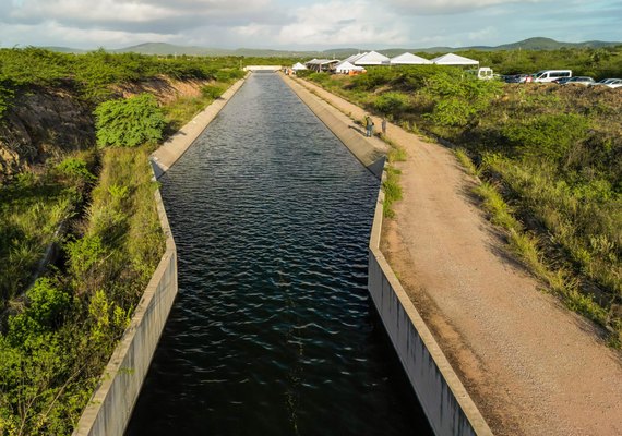 Canal do Sertão Alagoano transforma a vida dos pequenos produtores do Alto Sertão do Estado