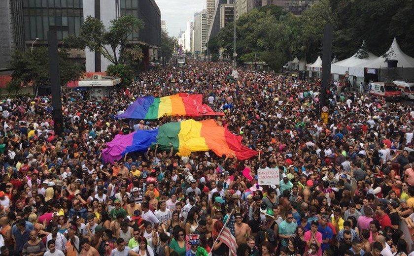 Eleição de candidatos LGBTs cresce no mundo, mas não no Brasil