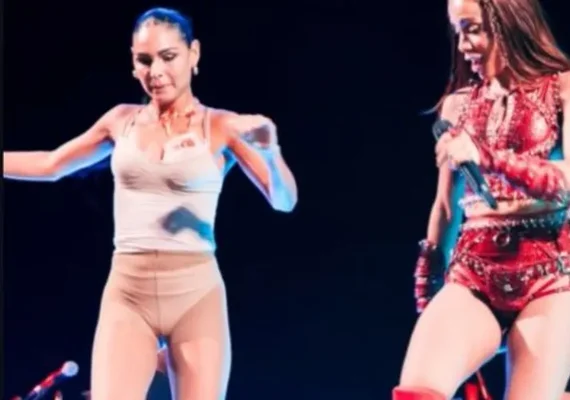 Cantora Anitta parabeniza dançarina alagoana durante apresentação em seu show em Recife