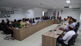 Órgãos públicos e sociedade civil debatem gestão do Canal do Sertão no MP/AL