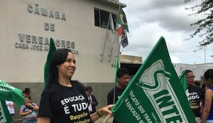 Servidora da Educação denuncia perseguição e corte salarial pelo prefeito de Capela