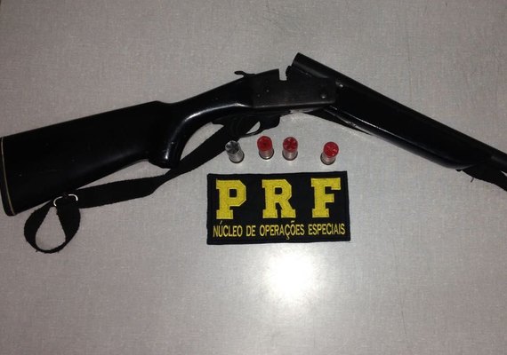 PRF detém três pessoas durante o fim de semana no interior de Alagoas