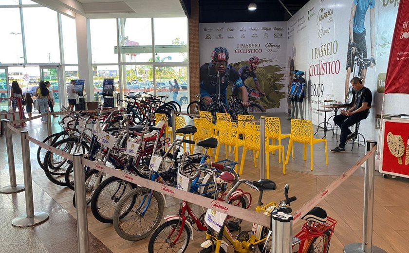 Arapiraca tem exposição de bicicletas antigas