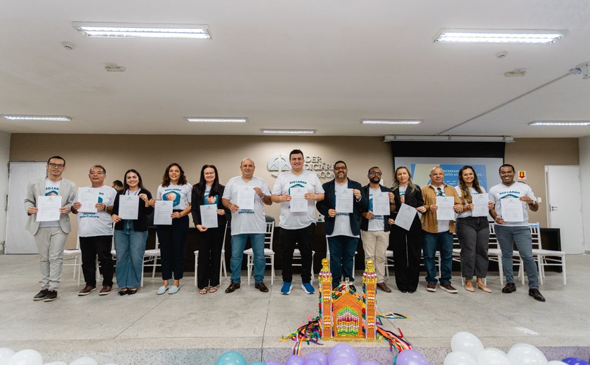 Prefeitura de Rio Largo assina adesão ao Selo UNICEF 2025–2028 e reafirma compromisso com a infância e adolescência