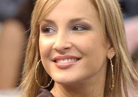 Claudia Leitte encontra com Justin Bieber em igreja evangélica nos EUA