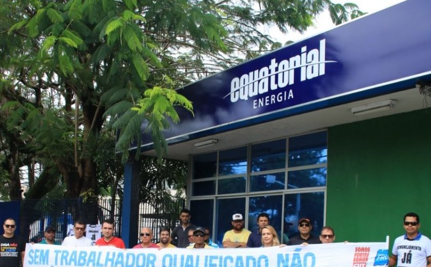 Trabalhadores da Equatorial voltam a protestar por demissões em massa na empresa