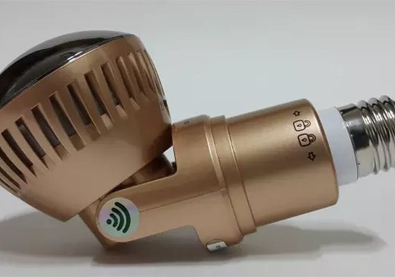 Câmera espiã disfarçada de lâmpada promete alertar atividades suspeitas