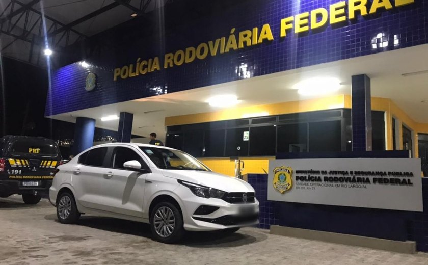 PRF em Alagoas prende três homens por receptação de veículo e associação criminosa