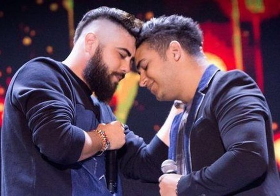 Henrique e Juliano tomam susto em voo para Fortaleza