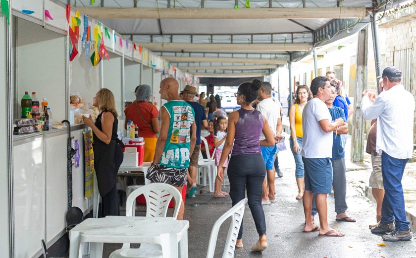 Comerciantes dos Flexais participam de feira na Praça Multieventos