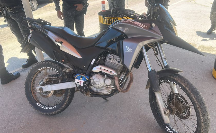Operação Protetor Divisas apreende motocicleta adulterada em Maragogi