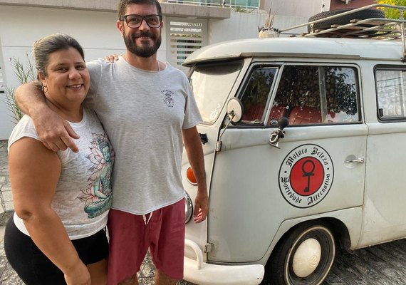 Embarcando na Loucura: A expedição de um casal de SP até Maceió numa velha Kombi de 55 anos, pela paixão de Raul Seixas