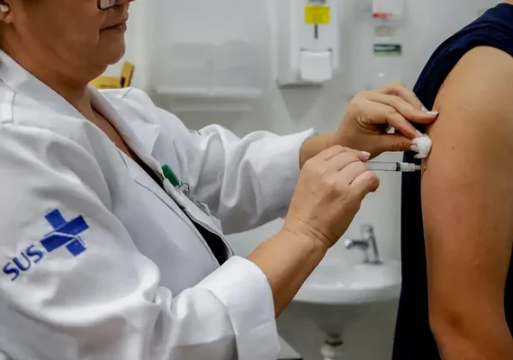 Alagoas registra 250 casos de dengue por mês este ano