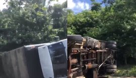 Motorista fica ferido após acidente envolvendo caminhão na BR-316 em Satuba