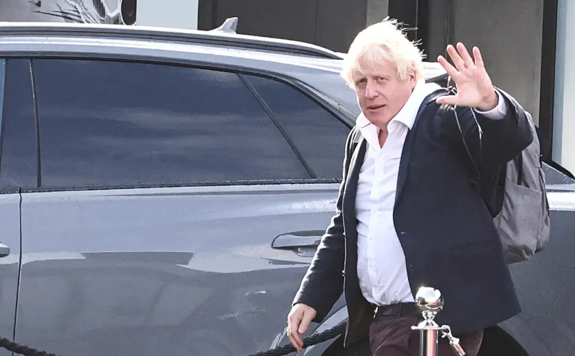 Boris Johnson decide não disputar cargo de primeiro-ministro do Reino Unido