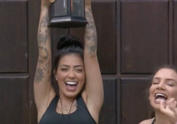 'A Fazenda 12': MC Mirella vence Prova de Fogo; Stéfani Bays volta para baia