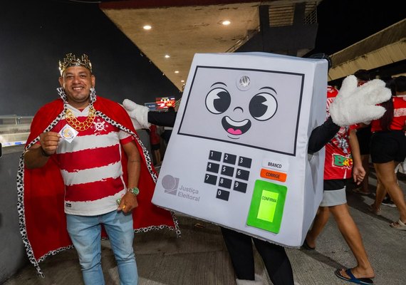 TRE/AL leva “Rolê da Pilili” ao estádio Rei Pelé e orienta torcedores para as Eleições 2026