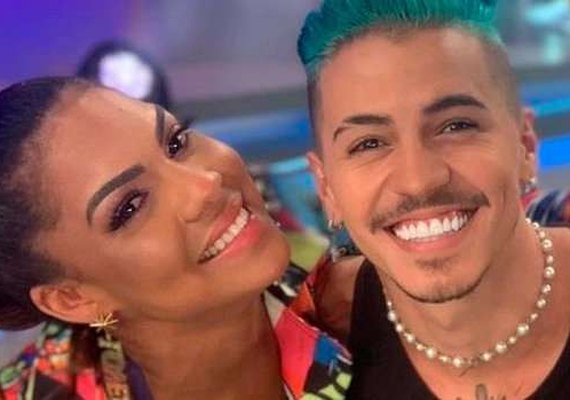 Bebê a bordo! Tays Reis e Biel estão grávidos